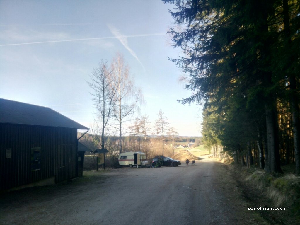 (95680) Bad Alexandersbad - Unnamed Road — foto