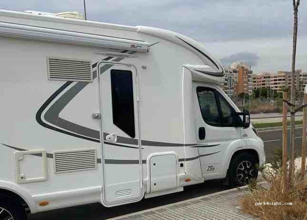 (29004) Málaga - 6 Avenida Alicia de Larrocha — foto