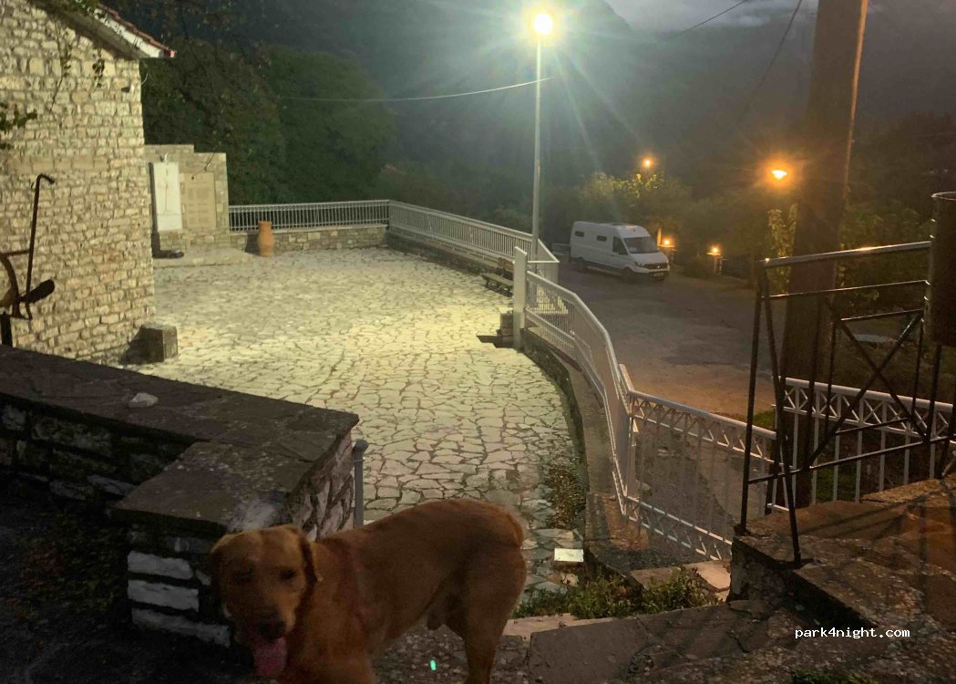 (300 23) Ampelakiotissa - Unnamed Road — foto 2