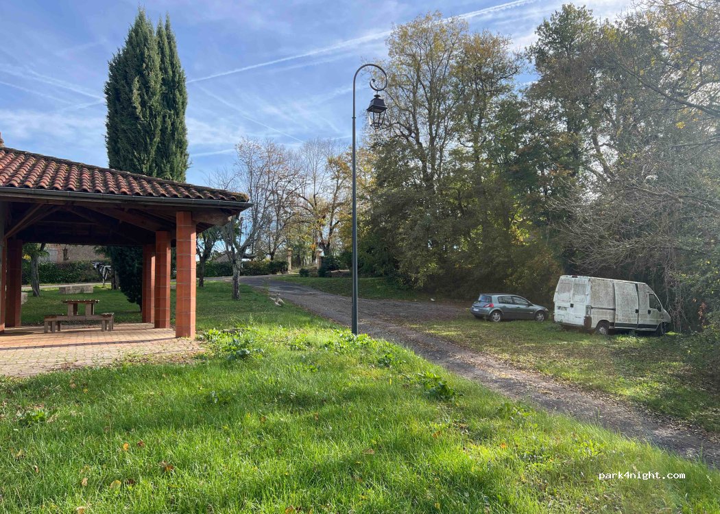 (32320) Montesquiou - 69 À la Vierge — foto