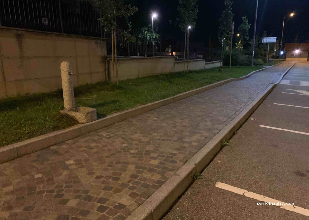 (22070) Luisago - 1 Via Francesco Petrarca — foto