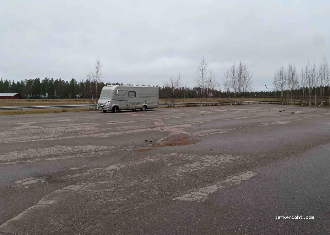 (03100) Nummela - 5 Lentokentäntie — foto