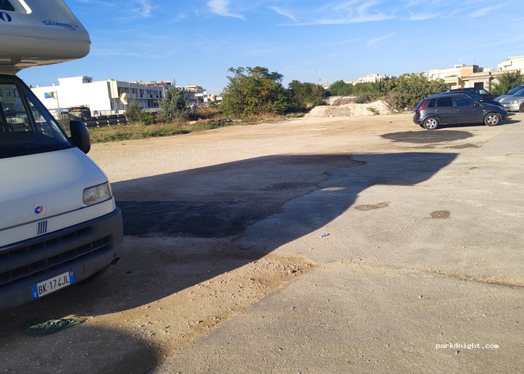 (70044) Polignano a Mare - 317 Via Pompeo Sarnelli — foto
