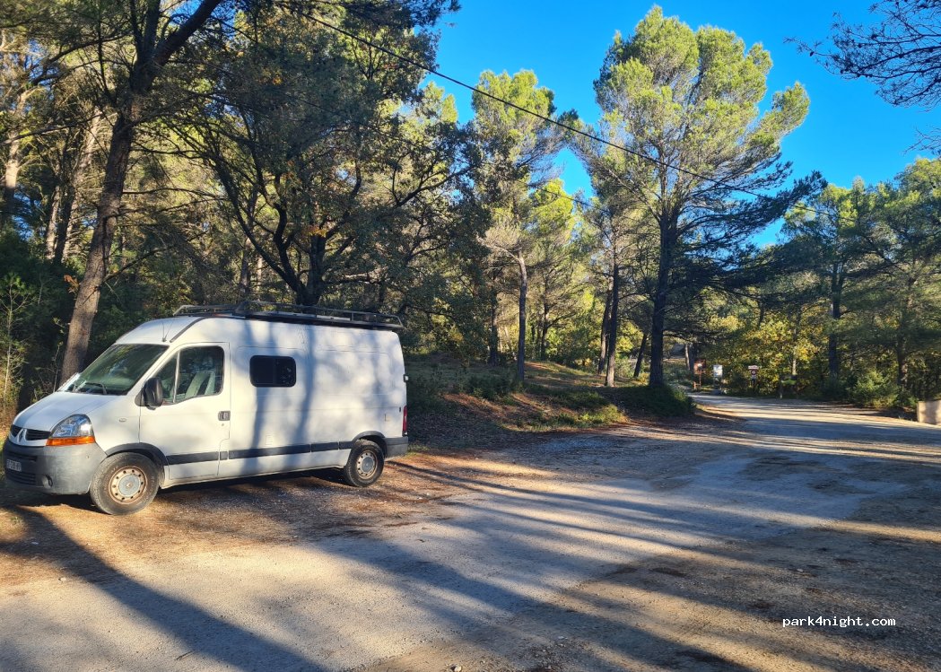 (84800) L'Isle-sur-la-Sorgue - 2500 Chemin des Gypières — foto 3