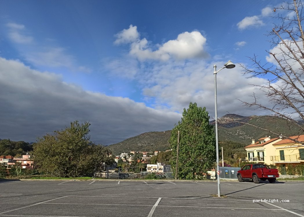 (17025) Loano - 1 Via degli Alpini — foto