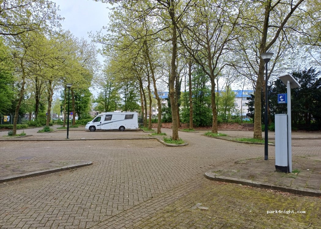 (7311) Apeldoorn - Unnamed Road — foto