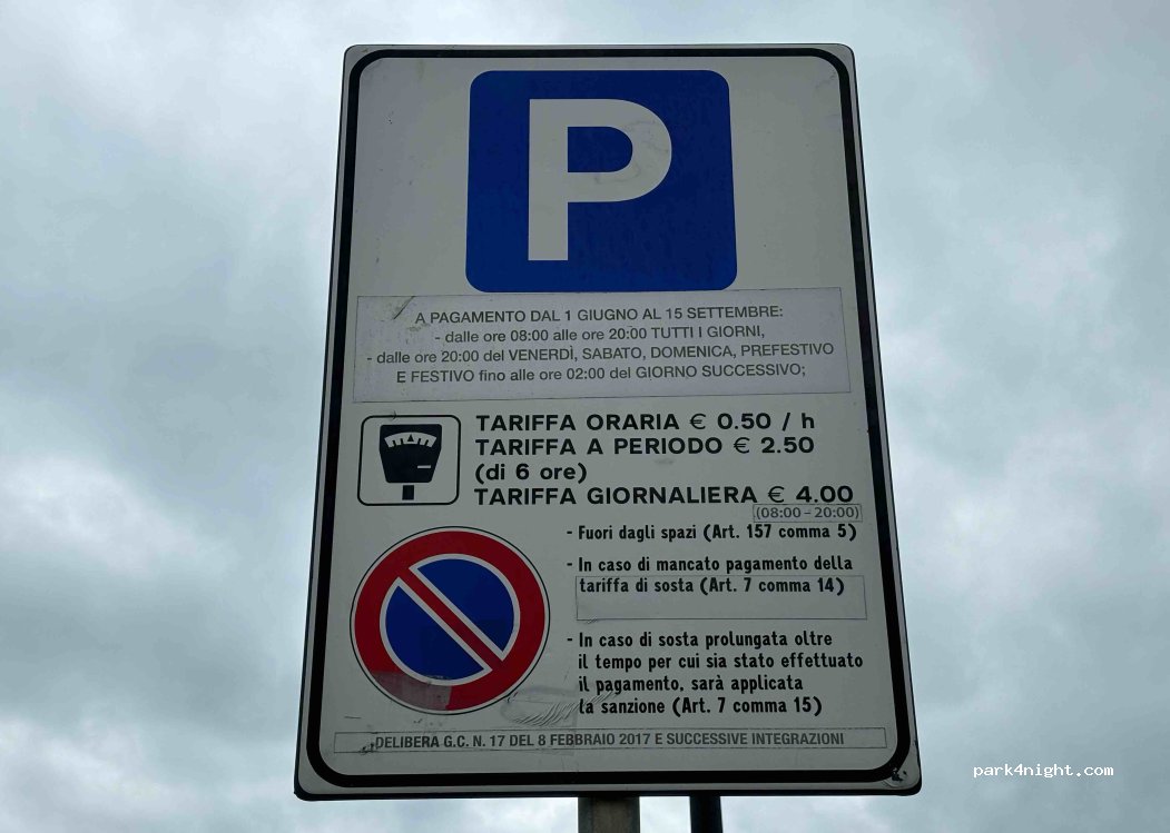 (56128) Tirrenia - 8 Viale del Tirreno — foto