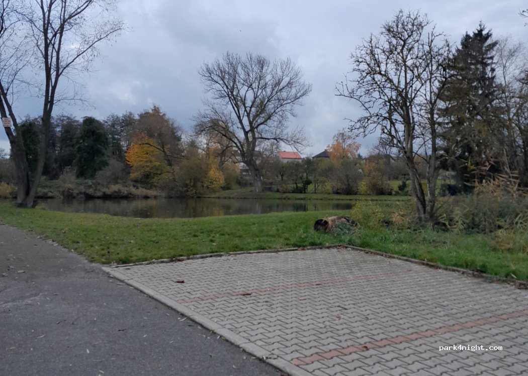 (530 02) Ostřešany - U Hřiště — foto