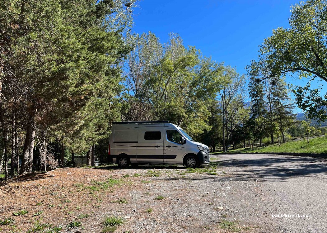 (05200) Embrun - 148 Avenue du Lac — foto 2