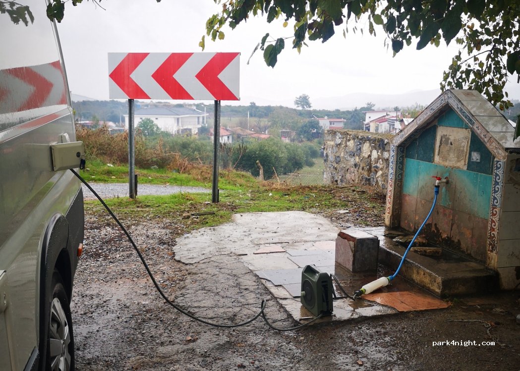 (09400) Kuşadası - 99 Merkez Sokak — foto