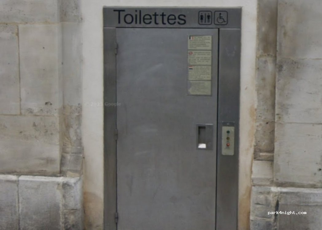 (59400) Cambrai - 6 Place de la République — foto