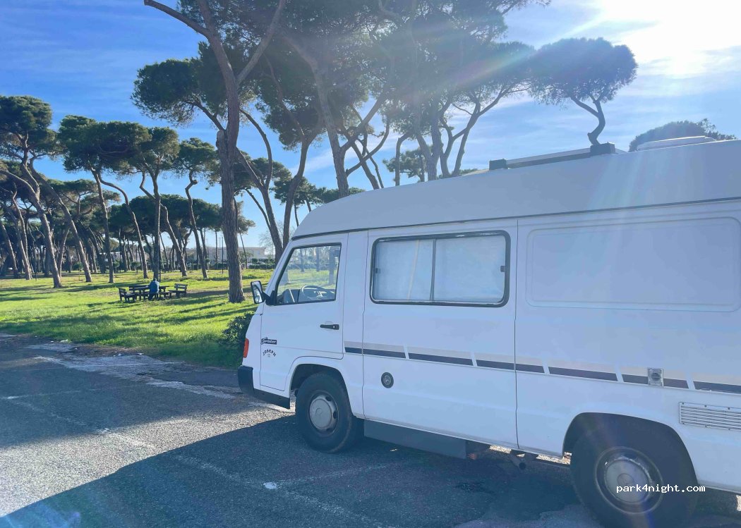 (54033) Marina di Carrara - Via Oriana Fallaci — foto 2