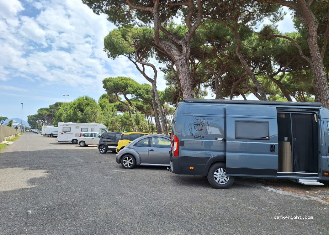 (54033) Marina di Carrara - Via Oriana Fallaci — foto 5