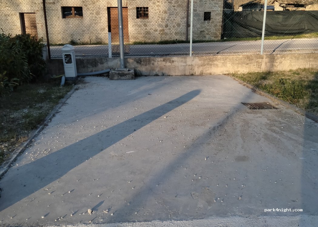 Area Camper Valfabbrica — foto 2