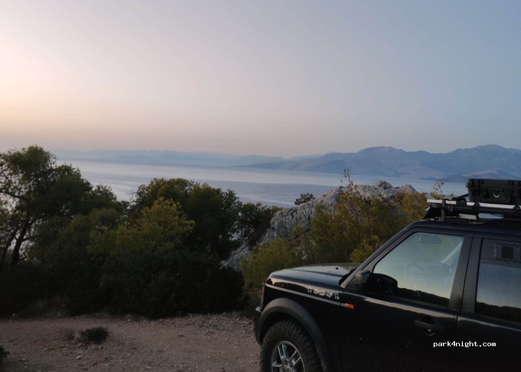 (203 00) Loutraki Perachora - — foto 2