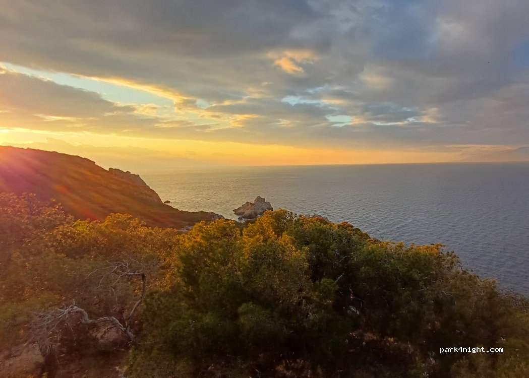 (203 00) Loutraki Perachora - — foto 3