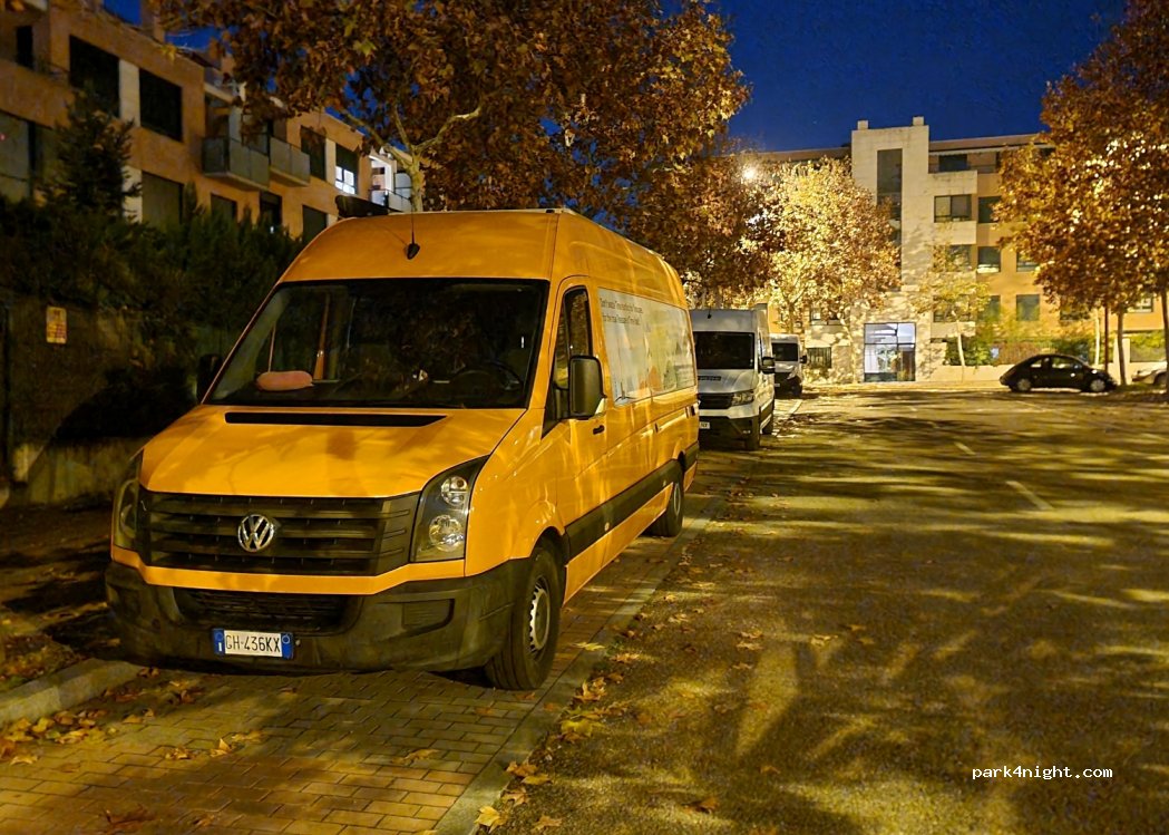 (47015) Valladolid - 6 Calle del Monasterio de Santa María de las Huelgas — foto