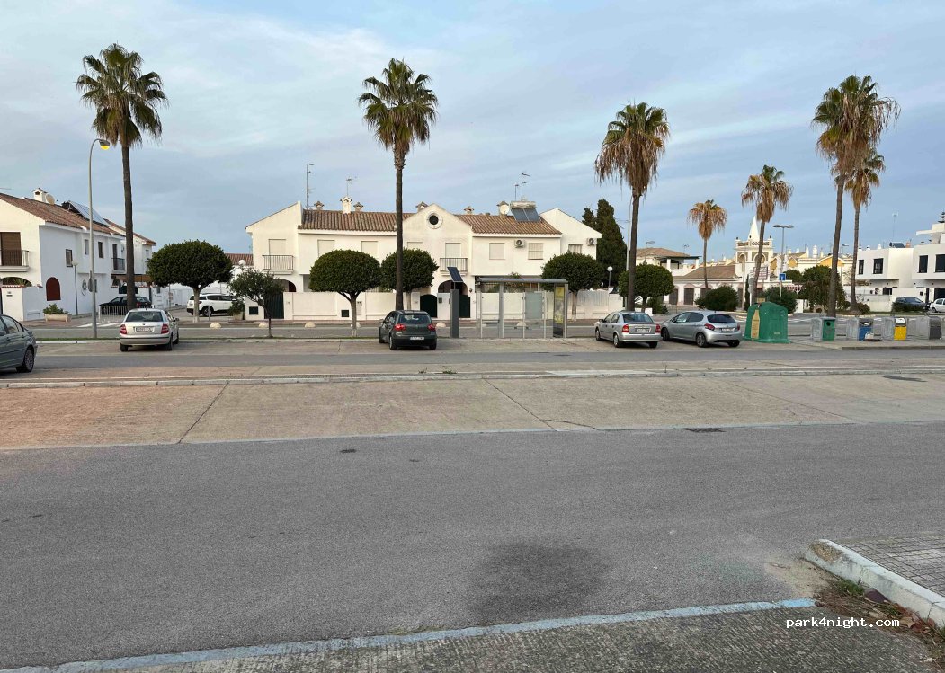 (11520) Rota - 72 Avenida de la Diputación — foto 3