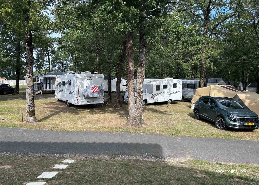 Camping les Petites Minaudières *** — foto 2
