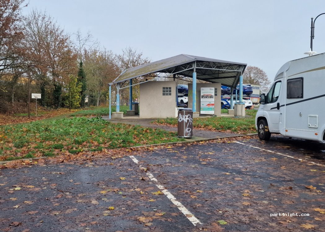 (58150) Pouilly-sur-Loire - 1347 Route Route Nationale 7 — foto