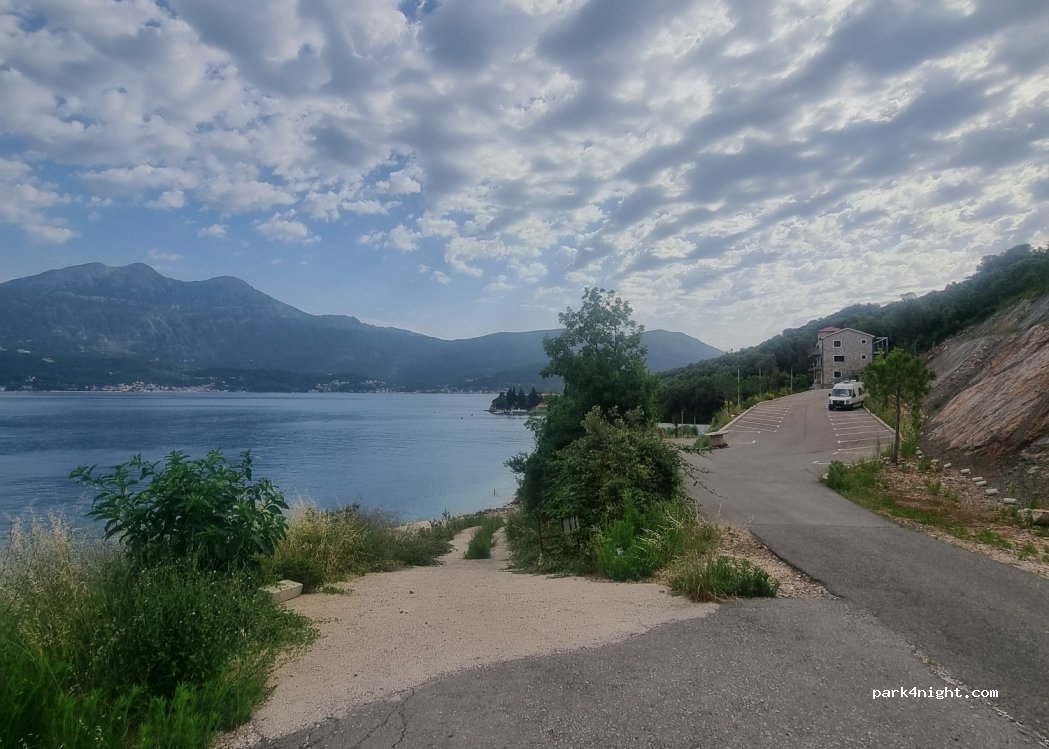 (85340) Rose - Unnamed Road — foto 4