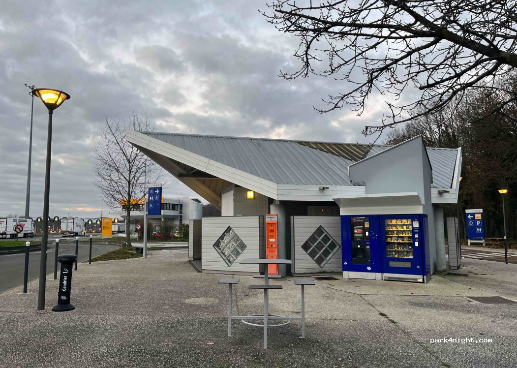 (78730) Saint-Arnoult-en-Yvelines - — foto