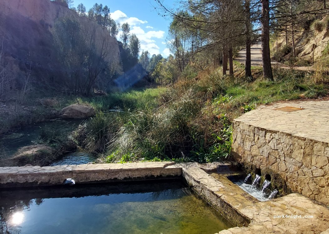 Aparcamiento fuente de los morenos — foto 2