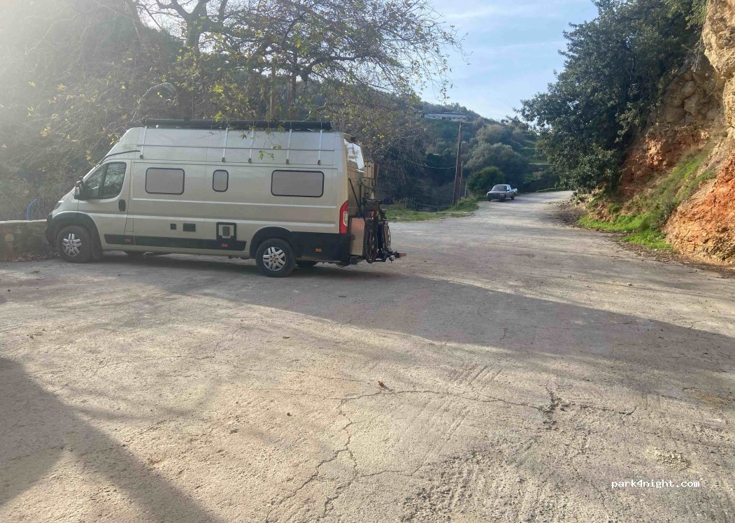(741 50) Pikris - Unnamed Road — foto 4