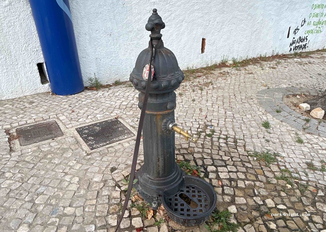 (2800) Almada - 58 Avenida do Cristo Rei — foto