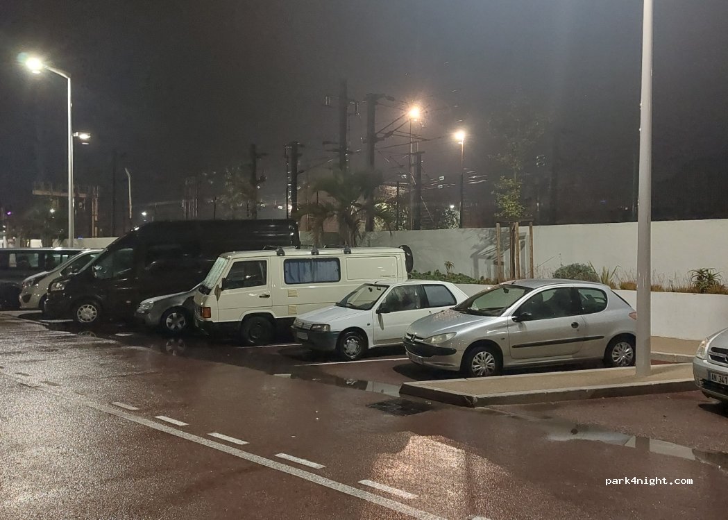 (06150) Cannes - 14 Boulevard du Midi Louise Moreau — foto