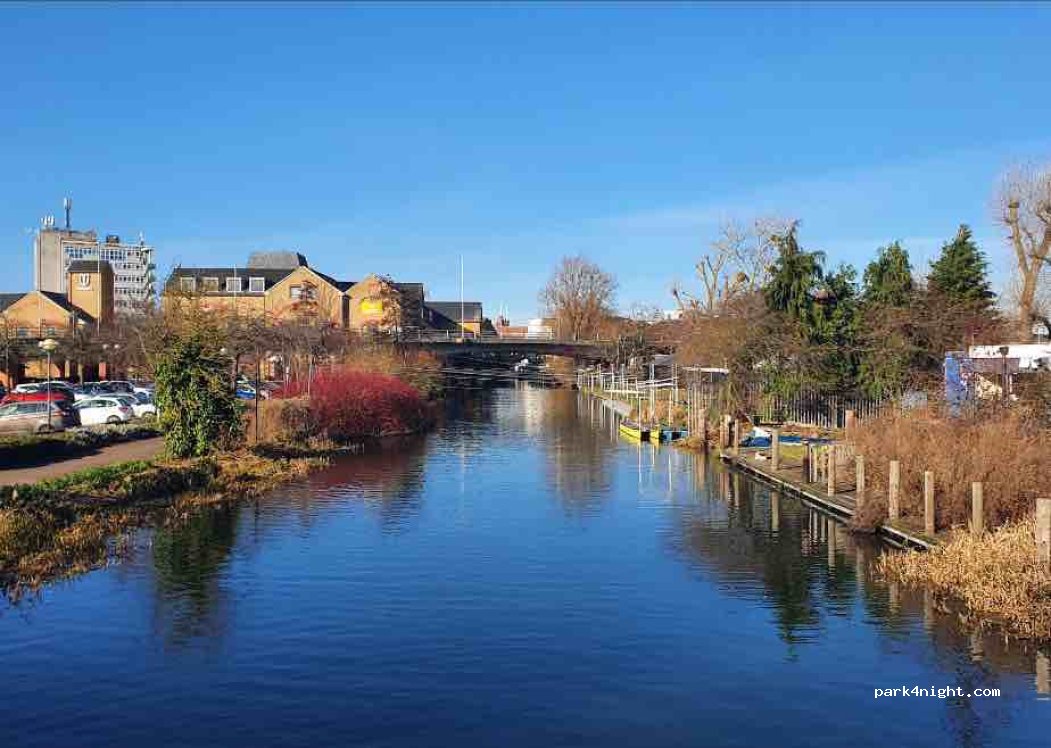 (CM2 7PJ) Chelmsford - Baddow Road — foto