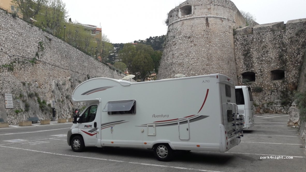 (06230) Villefranche-sur-Mer - Rue de la Citadelle — foto 2