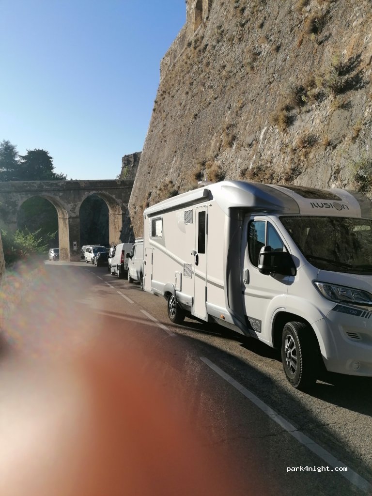 (06230) Villefranche-sur-Mer - Rue de la Citadelle — foto 3