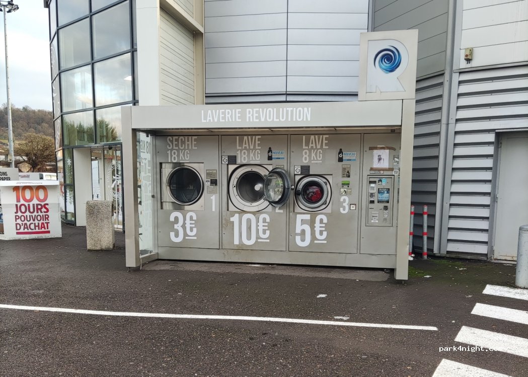 (70000) Navenne - 27 Rue Pierre et Marie Curie — foto