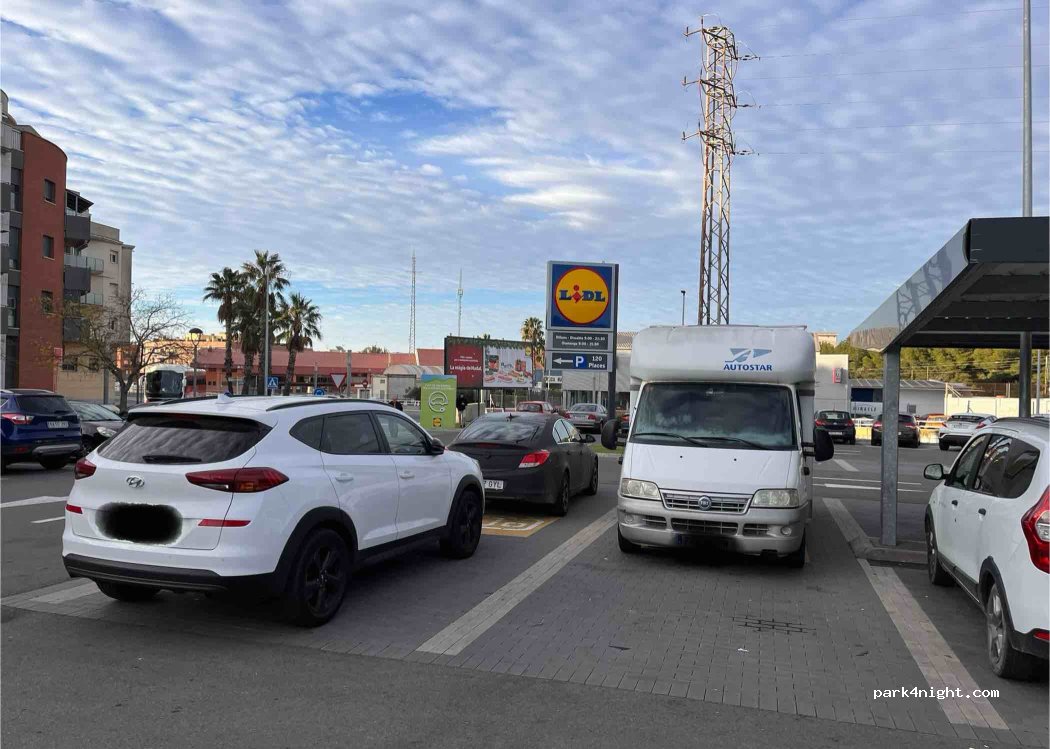 (43700) El Vendrell - 69 Carretera Barcelona — foto 2