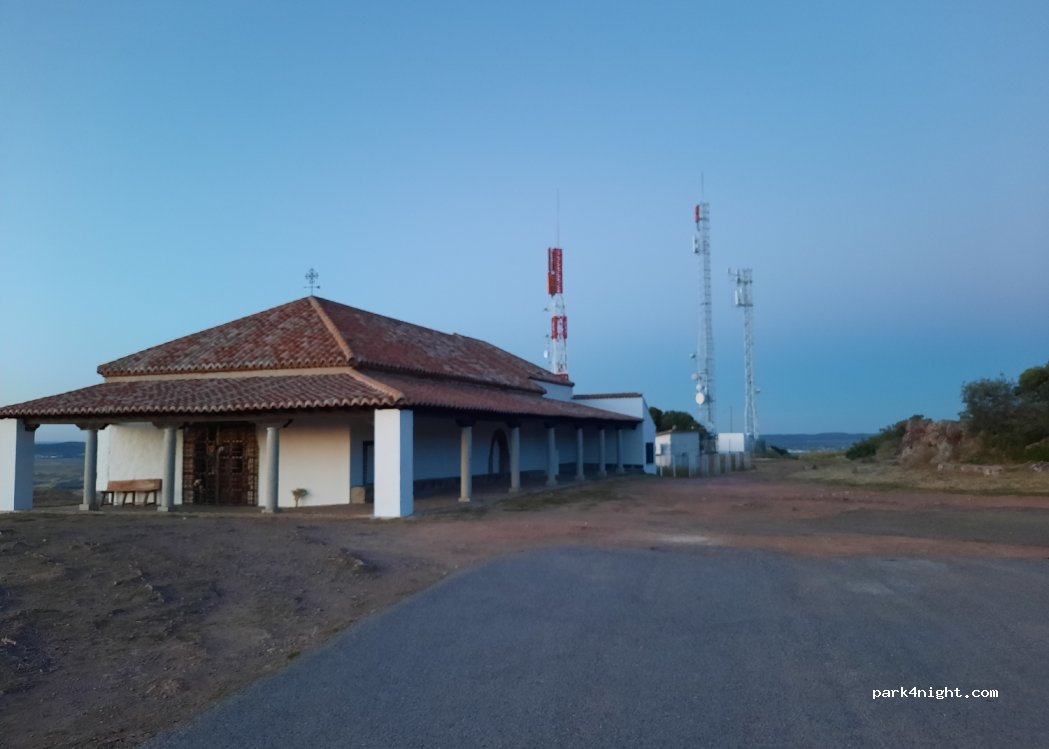 (13580) Almodóvar del Campo - Paseo Padres Carmelitas — foto
