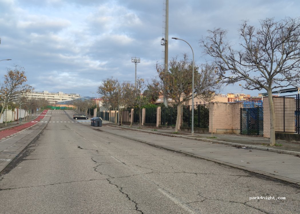 (14004) Córdoba - s/n Castello d'Empuries — foto 2