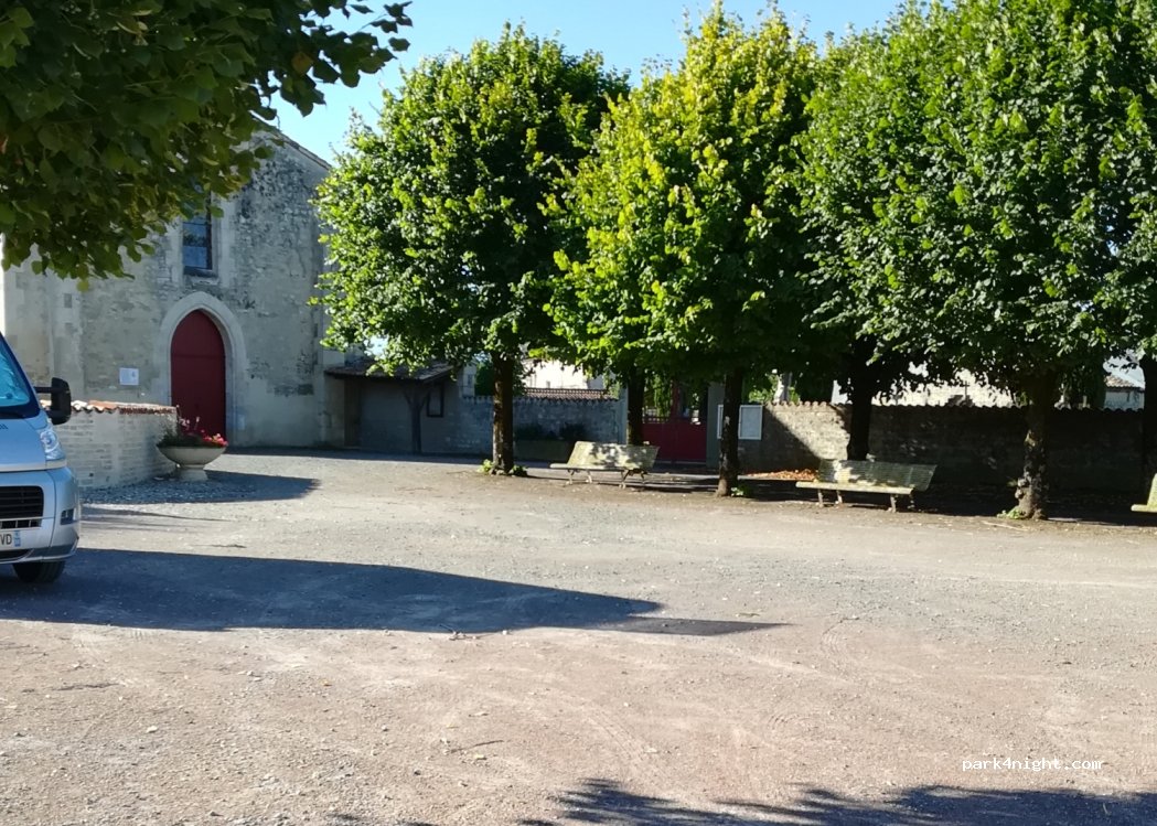 (79360) Belleville - Rue de la Ferme aux Fraises — foto 3