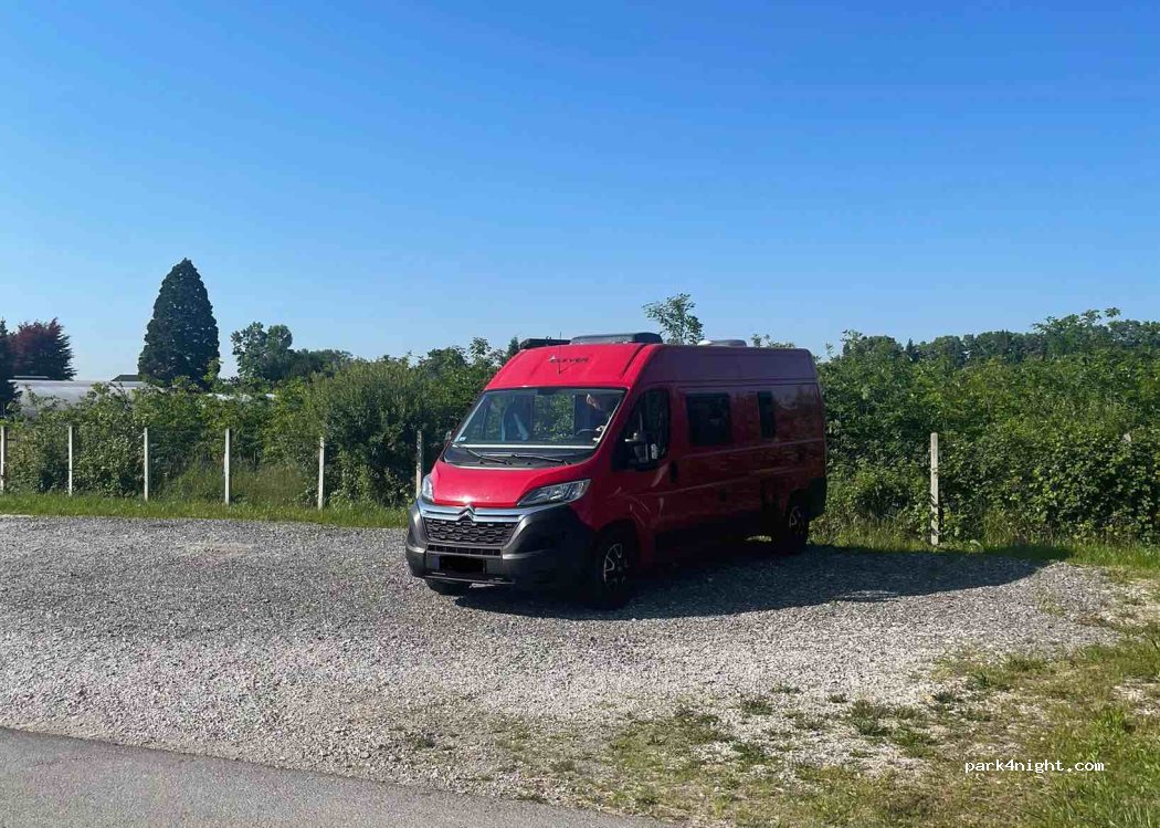 (10450) Jastrebarsko - 41 Cvjetno naselje — foto 4