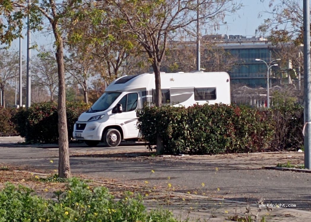 (41012) Seville - Av. de Palmas Altas — foto 2