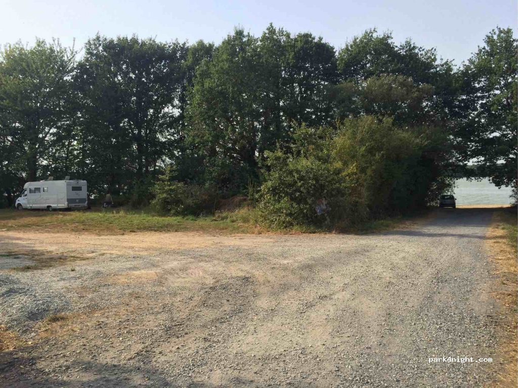 (44440) Joué-sur-Erdre - La Romeraye — foto 2