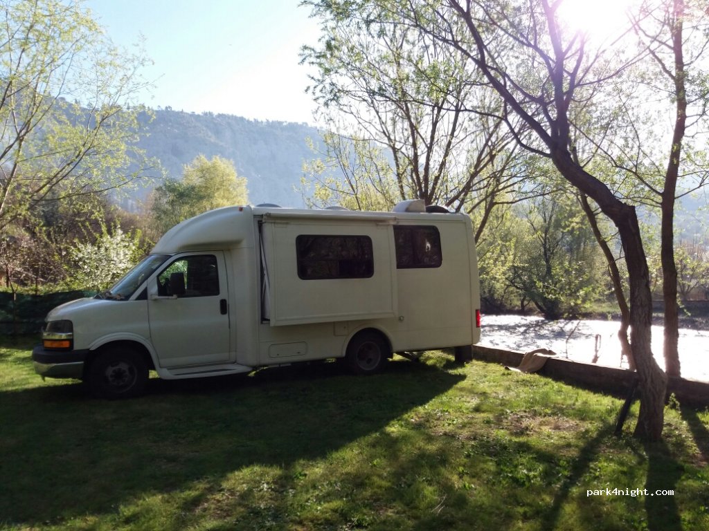 River Camp — foto