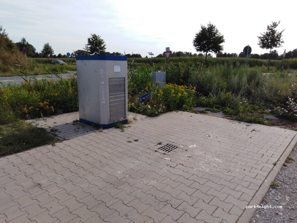 Wohnmobilstellplatz Rietberg am Bibeldorf — foto