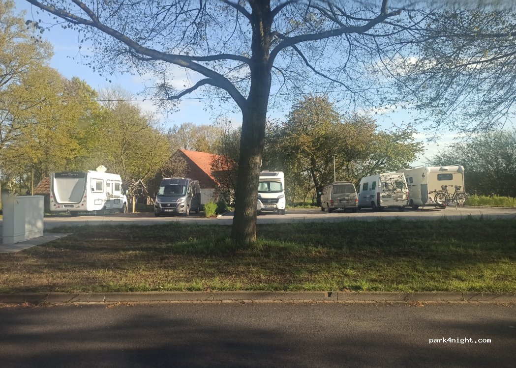 Wohnmobil Stellplatz Südring Oesede — foto 4