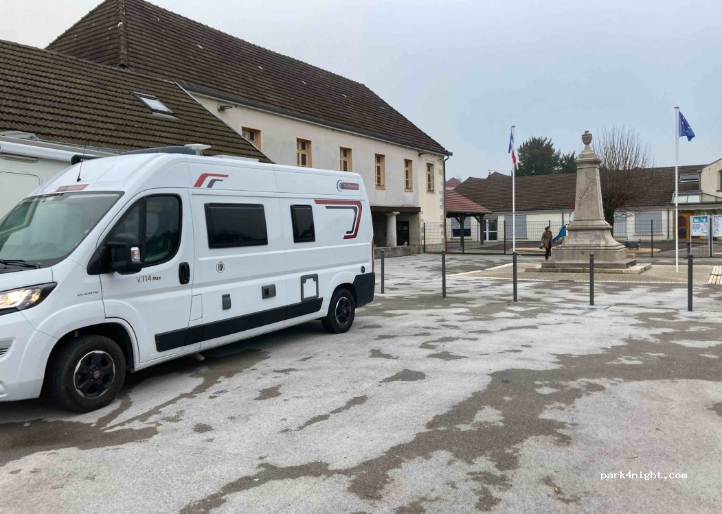(25640) Marchaux-Chaudefontaine - 30 Grande Rue — foto