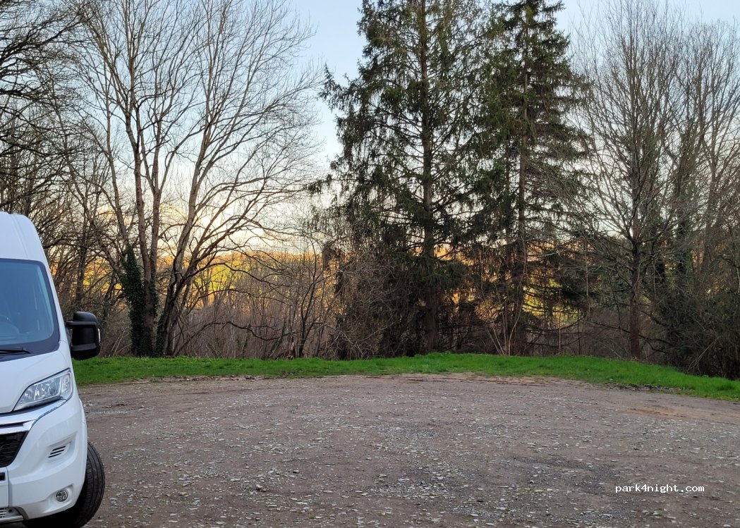 (03410) Lignerolles - 27 Route de Serignat — foto 2