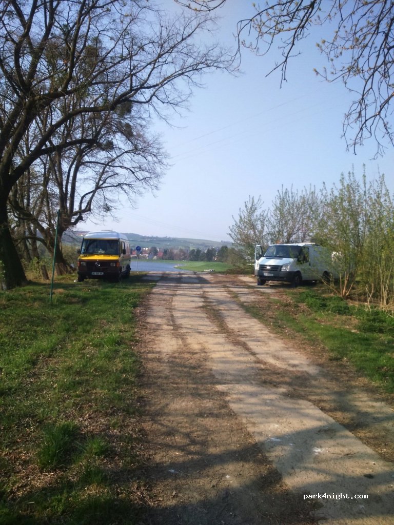 (768 21) Kvasice - Hráza — foto