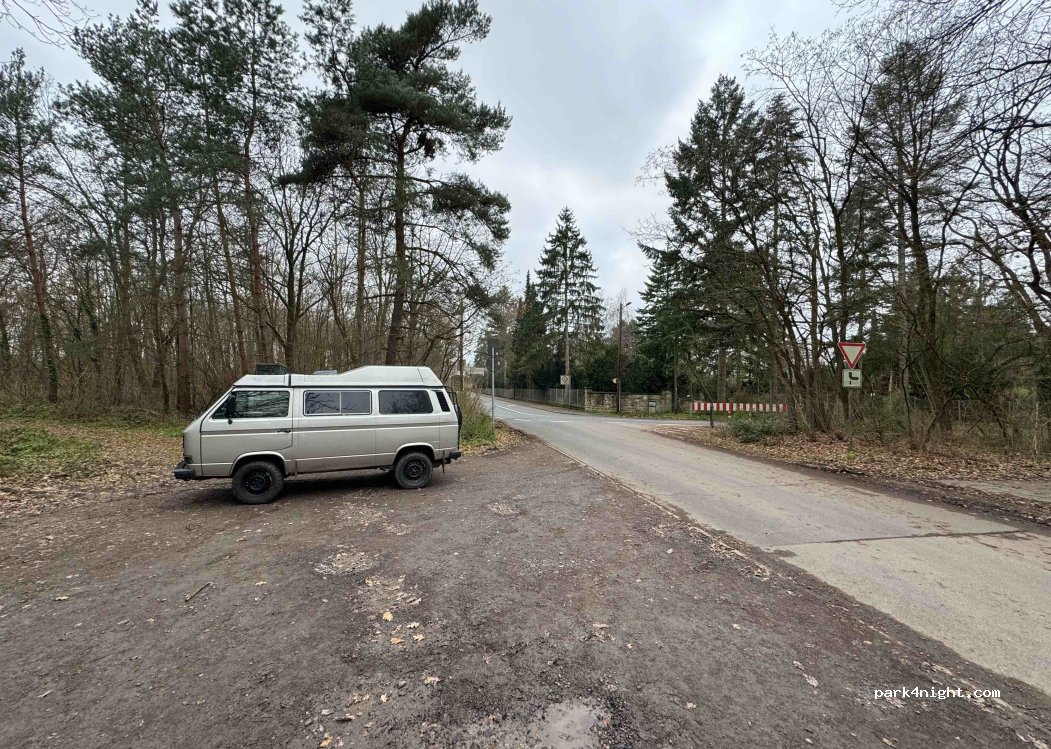 (30629) Hanover - Waldstraße — foto