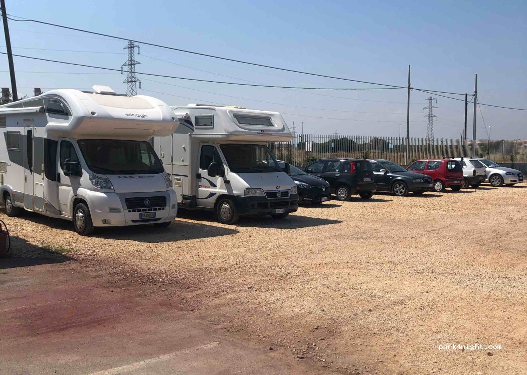 (70132) Bari - Via Ascianghi — foto