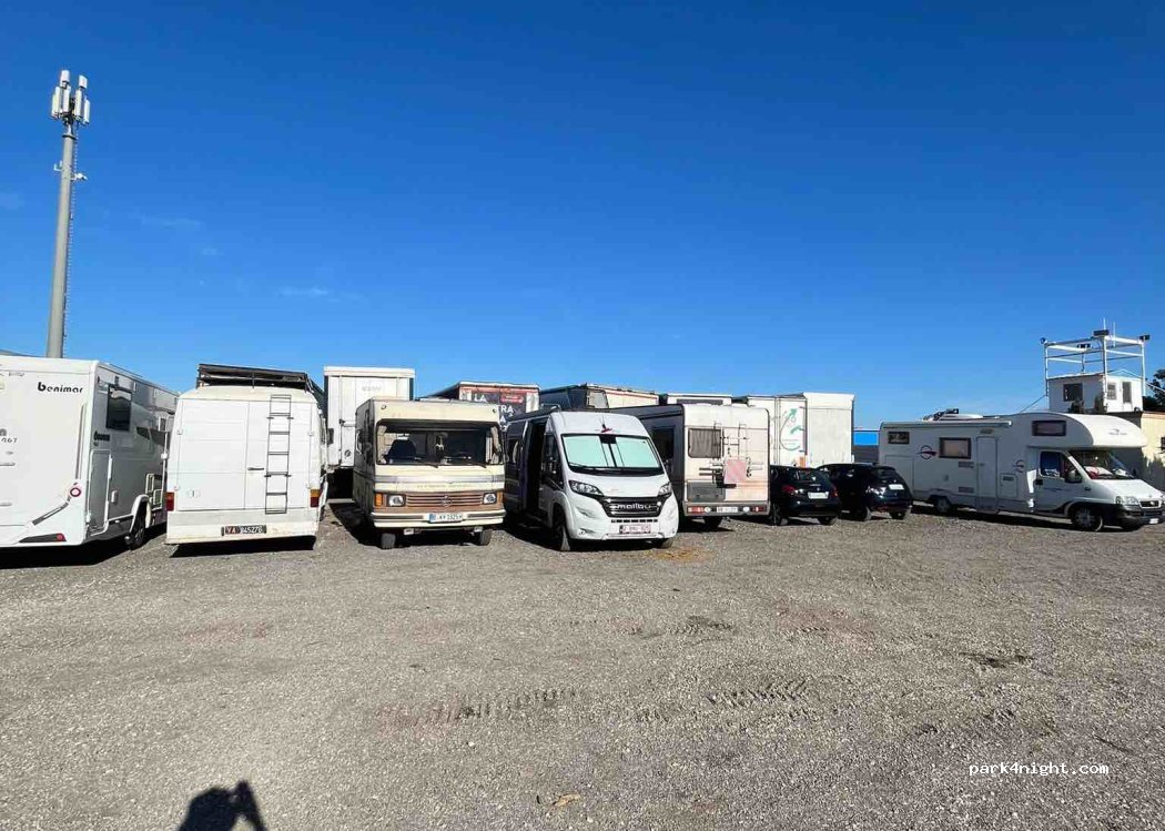 (70132) Bari - Via Ascianghi — foto 4